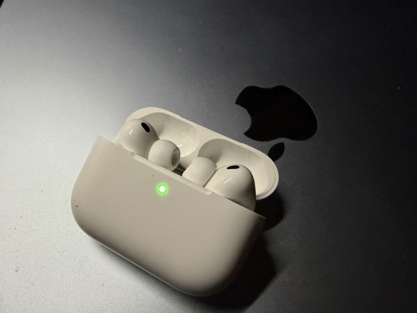 AirPods Pro 3 Review: Hits and Misses – Life on the Wicked Stage